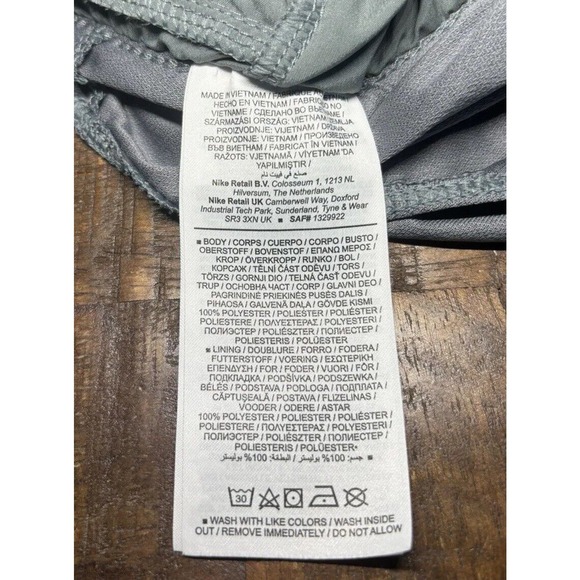 Nike Women's Grey Dri Fit Running Shorts Zip Pocket Size Xsmall - Picture 11 of 14